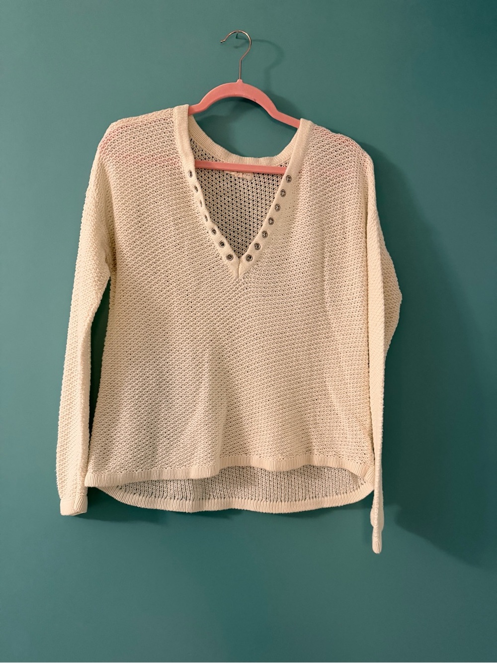 Women’s Cream V‑Neck Eyelet Knit Sweater LA Hearts Small